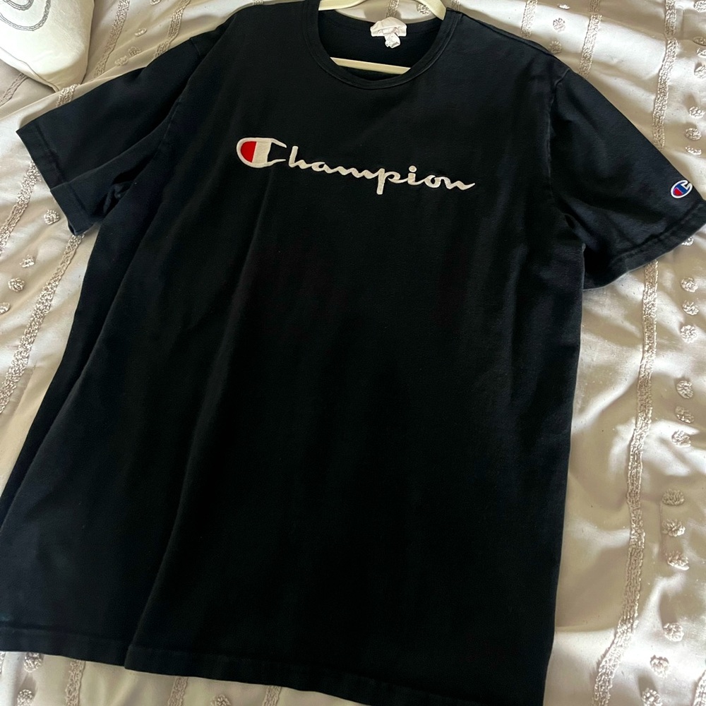 Vintage Men’s Champion Embroidered Black T-Shirt Size XL